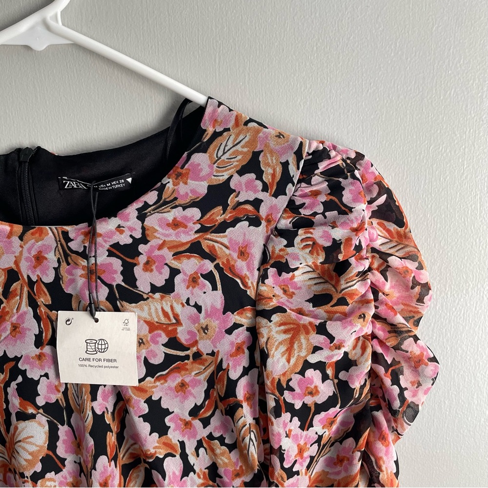 Zara Women’s Midi Floral Ruched Dress - Size M, NWT, Feminine & Flattering - Picture 15 of 16